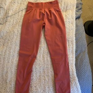 Gymshark Breeze Lightweight Seamless Tight in rose slate - size medium.